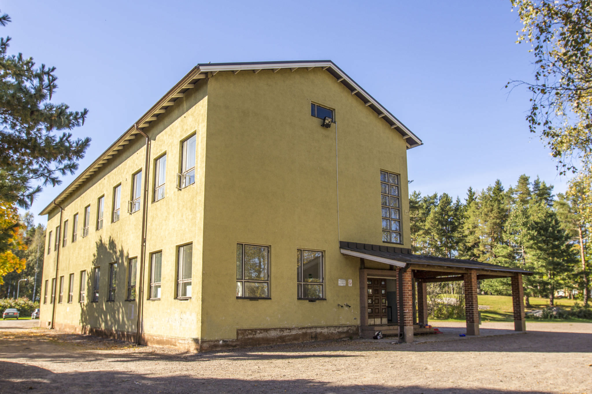 Tesjoen suomalainen koulurakennus