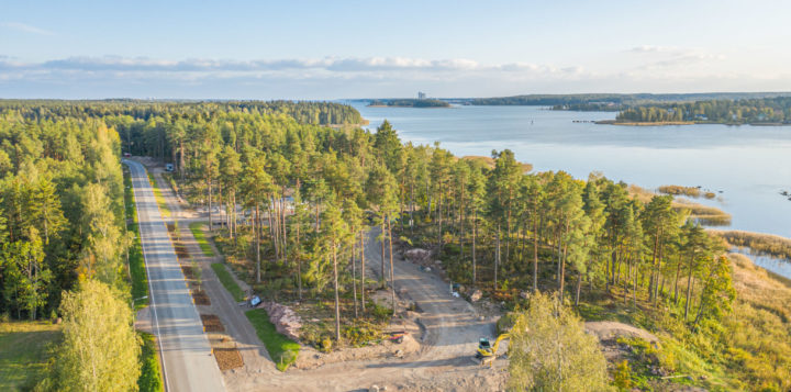 Loviisan Asuntomessualue Kuningattarenrannan rakentaminen. Byggande av Lovisa Bostadsmässoområde Drottningstranden.